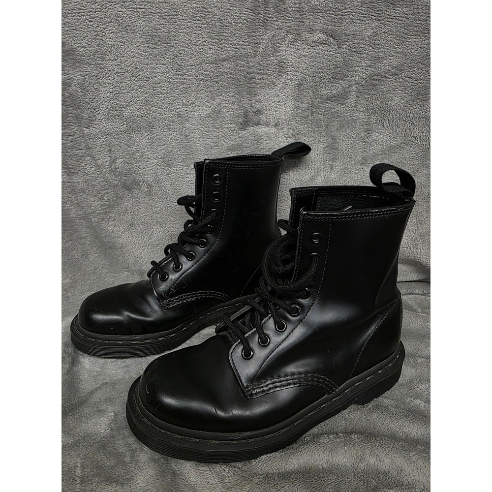 Dr. Martens 1460 Mono Black Smooth Leather 8 Eye Combat Boots Unisex